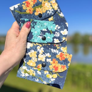 Porte-monnaie, porte-cartes, étui à clipser pour vos affaires, sac à main en tissu fait main, cadeau pour elle, bas de Noël de 5,5 x 10 cm, petit portefeuille