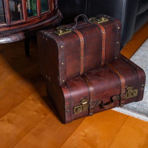 Baule del tesoro, valigia vintage Perù, modello 6412, disponibile in varie misure.