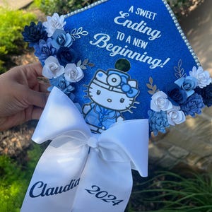 Custom Graduation Cap Topper - Personalized Graduation Topper