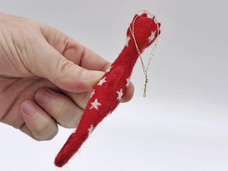 Needle felted wool ornament - Seahorse