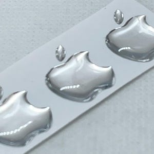 3D-koepelvormige zilveren Apple-logostickers: technische stickers (3-pack, 12 x 16 mm)