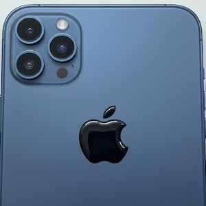 3D Domed Apple Logo Sticker: iPhone, iPad, iMac Decal (12x16mm, Black, Set of 3)