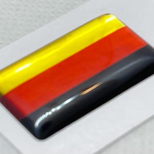 Adesivo 3D di alta qualità con bandiera tedesca, oro rosso nero, 32 x 20 mm