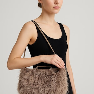 Organizador de bolsos de piel sintética de lujo con compartimentos: forro de felpa suave para bolsos, un regalo para ella, accesorio de viaje imprescindible.