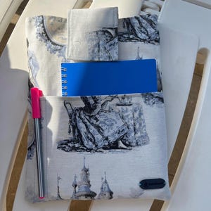 Bookcover, book protector, book sleeve pounch with pocket handmade, book jacket, fabric cotton, book lovers, journey cover, gift for reader