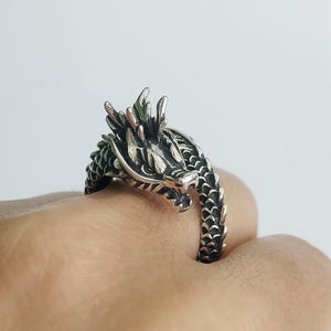 Vintage Tibetan silver carved dragon ring
