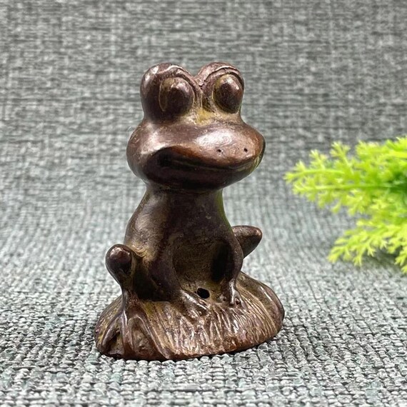 ブロンズ製のカエルのティーペット像：手作りの中国茶器の装飾 - Etsy 日本