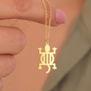 Denkyem Symbol Necklace – Adinkra Crocodile Pendant – Resilience & Adaptability Jewelry – African Tribal Charm – Survival Totem Gift
