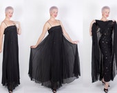 SO COUTURE 1950s Inky Black Sheer Pleated Silk Chiffon Over Hourglass Silk Crepe w Metallic Gold Discs Evening Gown by Tee-Ca New York - M