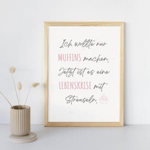 Lustiges Küchenposter Backen | Spruchbild Lebenskrise mit Streuseln | Wanddeko Küche DIN A4 A3 | Geschenk Hobbybäcker Poster