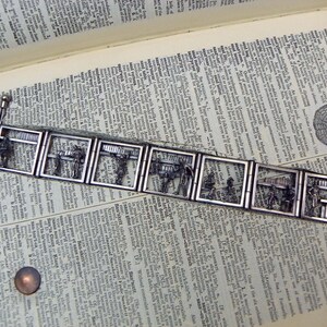 Bracelet in dictionary image 4