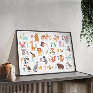 Lindo arte de pared con alfabeto de animales con marco de madera, póster para guardería, decoración de habitación infantil, regalo educativo, regalo para baby shower, aprendizaje divertido.