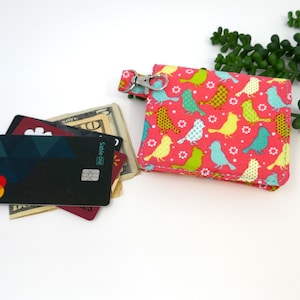 Carteira de pressão de pássaros fofos, porta-cartões de bolso pequeno, chaveiro de algodão artesanal, coral e aqua, ideia de presente minimalista, amante de pássaros