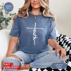 Glaube Kreuz Shirt, Glaube Shirt, christliches Geschenk, Glaubensgeschenk, christliche Shirts, Liebe und Gnade Shirt, Glaubenskreuz, vertikales Kreuz, Jesus