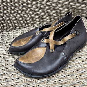Cydwoq Shoes - Etsy