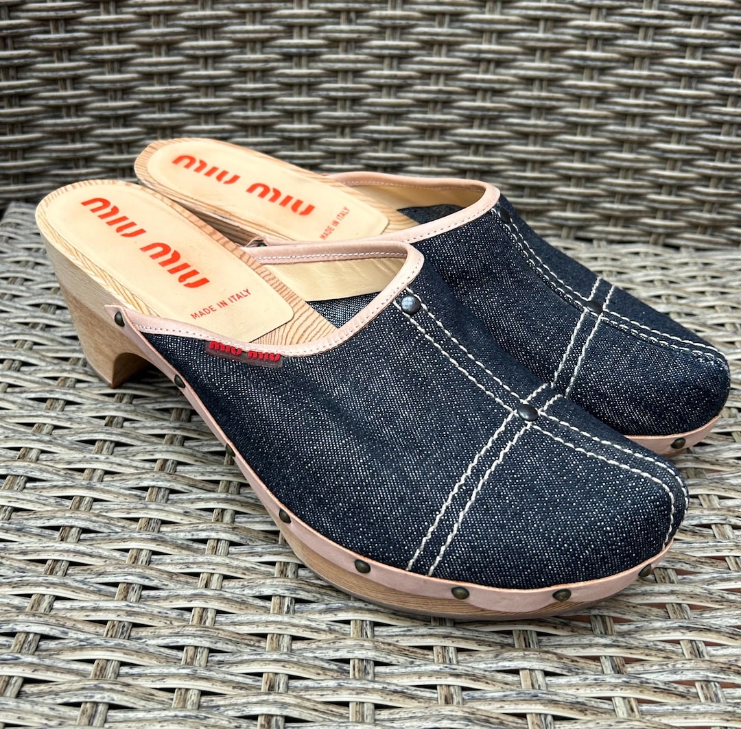靴 Vintage Miu Miu Denim Sandals 36 Miu Miu Flower Kitten Heels in Denim (EU 36) – Ciao Kasia