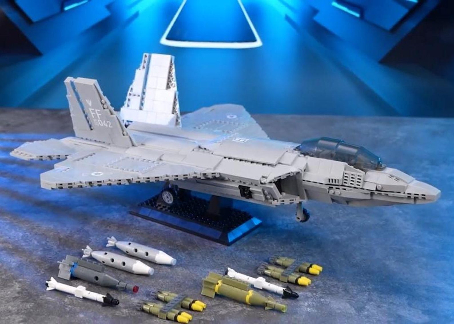 Blocky Raptor Model US Lockheed Martin F-22 Raptor Fighter Aircraft Jet Plane MOC USA ...