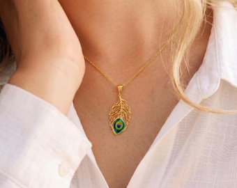 Peacock Feather Necklace With Eyil Eye, Peacock Necklace, Dainty Feather Necklace, Peacock Pendant,Anniversary Gift,Elegant Peacock Necklace