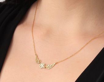 Collar de ángel de la guarda para mamá, collar de alas de ángel personalizado para mujer, collar de alas de ángel con flor de nacimiento de plata esterlina, regalo para ella