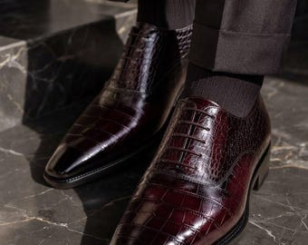 Men's Burgundy Croc Embossed Leather Oxford Shoes, Vintage Style Lace-Up Dress Shoes.