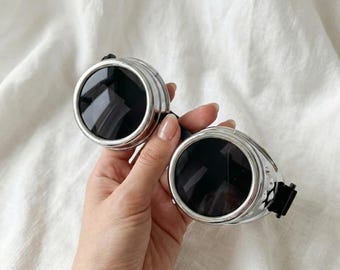 Gafas de fiesta Steampunk grises: gafas de sol estilo vintage, gafas de cosplay, accesorio para festivales.