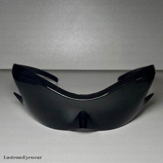 Y2K Punk Sunglasses: Oversized Rave Festival Sunglasses