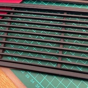 Mercedes W114 W115 /8 &quot;Strich acht&quot; Dashboard Ventilation Grille