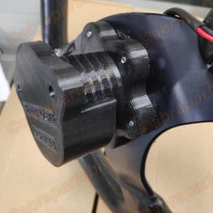 Thrustmaster QR Quick Release Steering Wheel Wall Mount Holder
