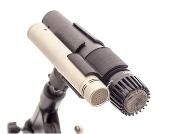 SHURE SM57　本体、ホルダー SHURE SM57 ダイナミックマイク 本体、ホルダー、ポーチ付き