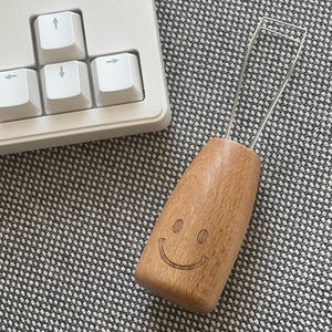 Wooden Smiley Face Key Cap Remover | For Mechanical Keyboard | Tools | Keycap puller | Gaming Keyboards