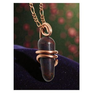 Colgante de rubí indio en forma de varita, piedra natal de julio, pulido. ¡Un raro rubí rojo sangre de la mina de cristal de Merlín en Mysore, Karnataka, India! #5-8