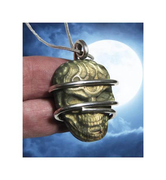 Moon Spirit Skull Jewelry Labradorite Silver / Pagan Oracle / Blue Lotus / Protection Jewelry / Amulet Stone / Witchy Jewelry ESP Witch #4-5
