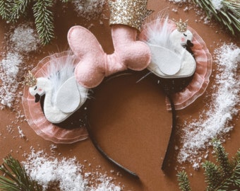 Holiday Mouse Ears Swan Lake, giddyupandgrow