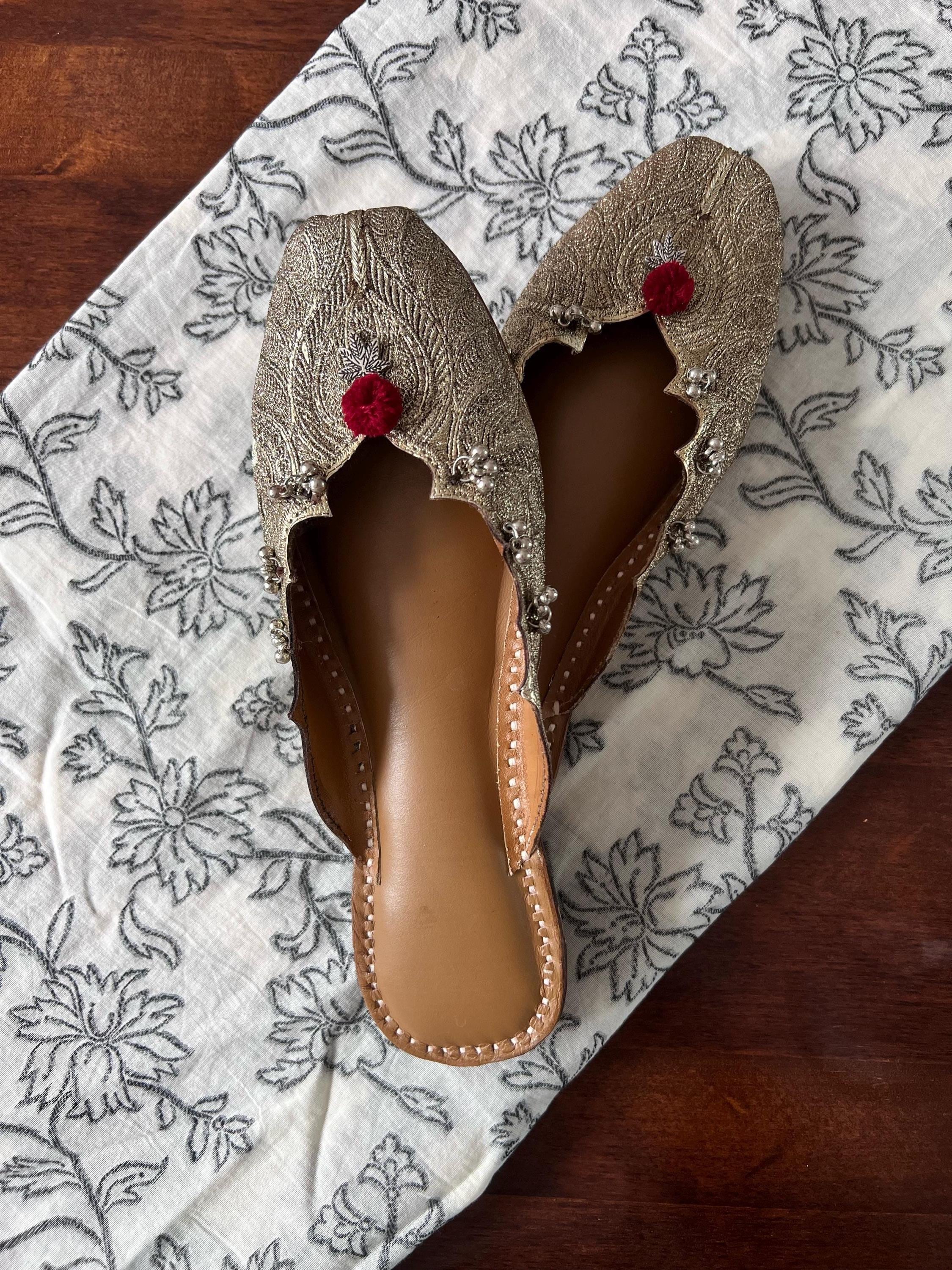 Ghungroo | Punjabi jutti | Premium quality | Genuine leather | Slip on backless shoes | Perfect for Summer