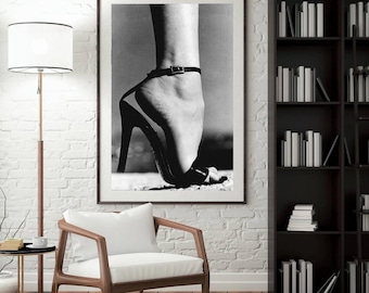 Black and White Fashion Photography Print, Trendy Wall Art (Digital Download)
