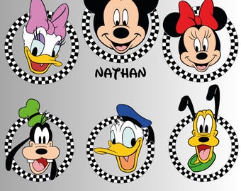 Diseño PNG SVG de Mickey y sus amigos a cuadros, camiseta de vacaciones familiares en PDF, archivo digital familiar a juego