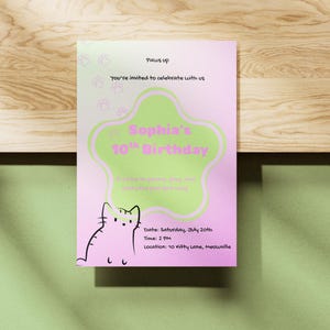 Setzbare Kitty Geburtstagseinladung Vorlage für Canva • Süße Katzen Party Einladen für Kinder • Druckbare rosa und grüne Geburtstagskarte 10
