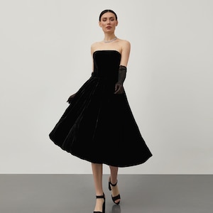 Black Velvet Strapless Midi Dress | Elegant Cocktail Dress | Opera, Gala | Audrey Hepburn Style Dress | Prom dress | Wedding guest dress