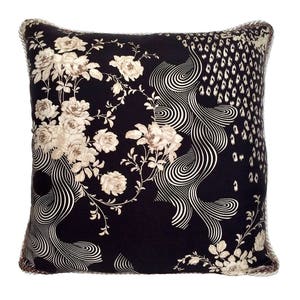 Japonerie Scarf Pillow Black/Ivory/Beige image 1