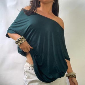 Green Off Shoulder Slouchy T shirt - Bare Shoulder Tees - Cotton Yoga Top - Asymmetric Slouch Top - Boho Early 00s Bohemian Summer Clothing