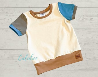 12 Month to 3T Oatmeal, Olive, Camel and Ocean Grow with Me /Evolutive Short Sleeve T-shirt