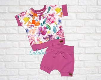 12 Month - 3T Water Colour Floral and Sweet Pea Grow with Me Dolman Pullover and Short Set