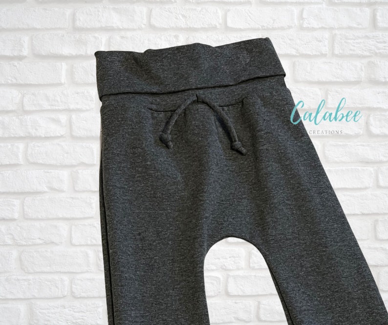 Heather Charcoal Grow with Me/Evolutive Pants Maxaloons image 10