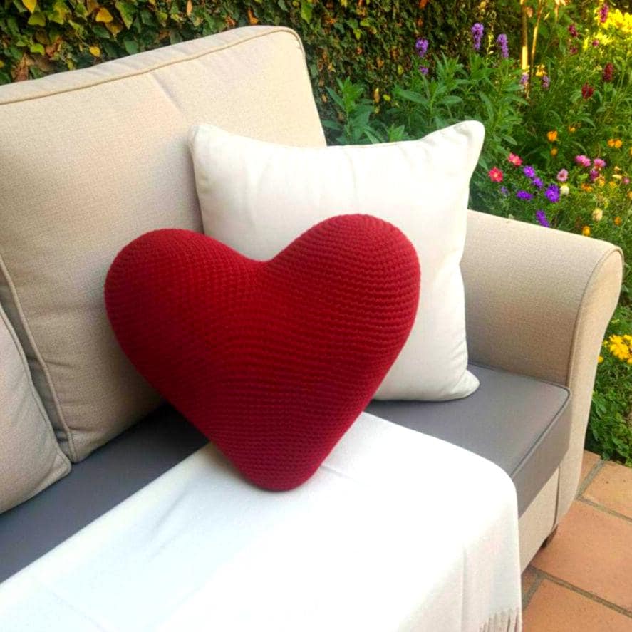 Valentine Heart Pillow Crochet Pattern