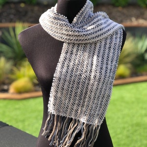 Handwoven woollen scarf in blue, taupe and white