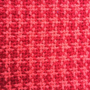 Handwoven wool scarf in red and pink houndstooth check image 8