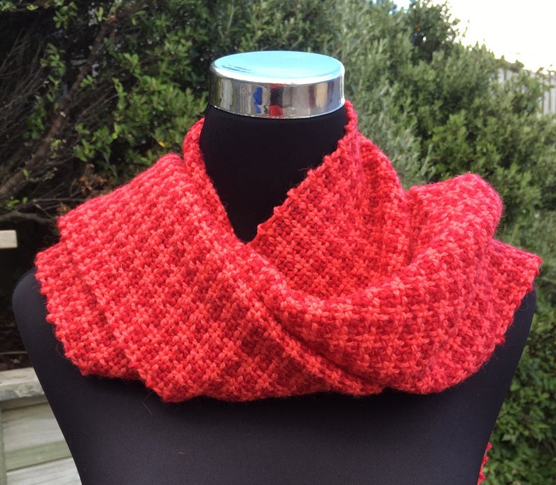 Handwoven wool scarf in red and pink houndstooth check image 4