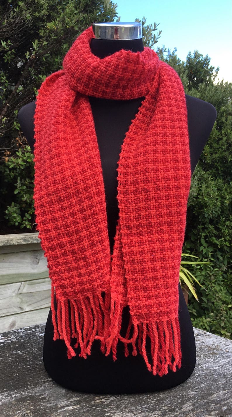 Handwoven wool scarf in red and pink houndstooth check image 6