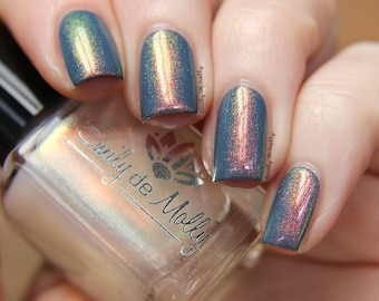 Nail polish topper - All the Feelings 2.0 - Copper to green shifting aurora shimmer in a clear base