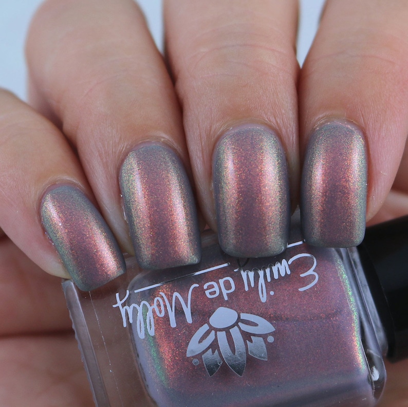 Short Term A grey shimmer nail polish image 6